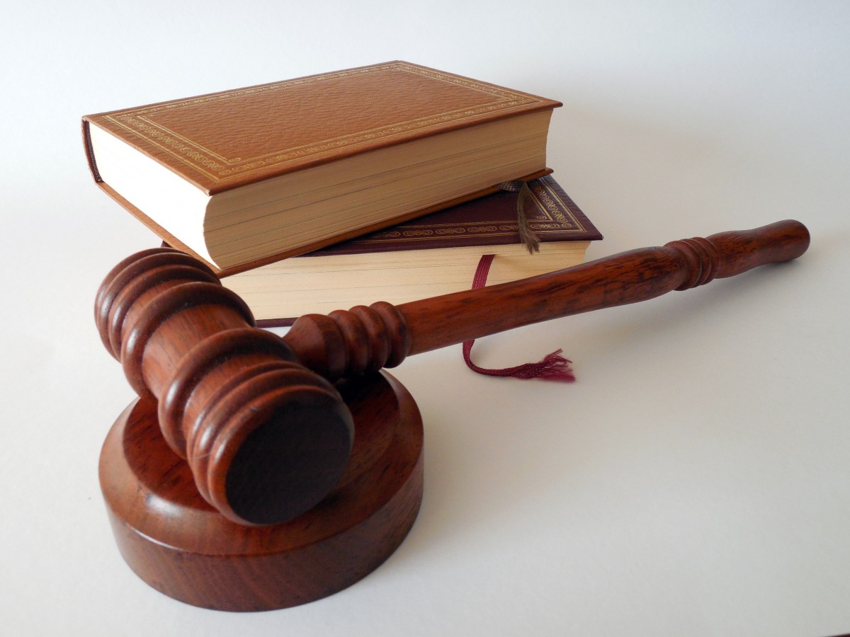 Judge's gavel and law books